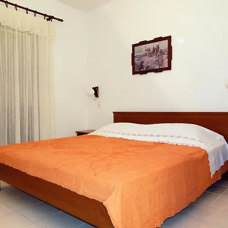 Apartment By The Sea Pag - 4119